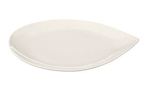  Gote 29 × 26 cm –  порцеланова чиния с изчистен минималистичен дизайн, подходяща за сервиране