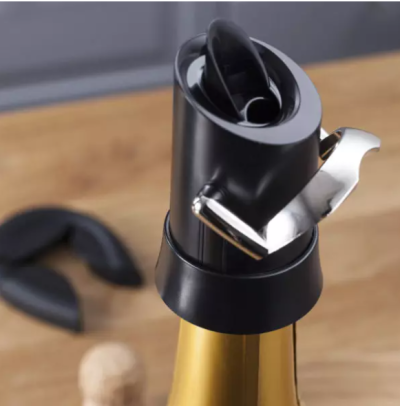 VacuVin тапа за наливане и съхранение на шампанско 